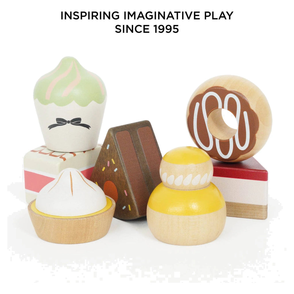 Wooden Toy Cake Stand & Selection of 7 Eco-Friendly Treats