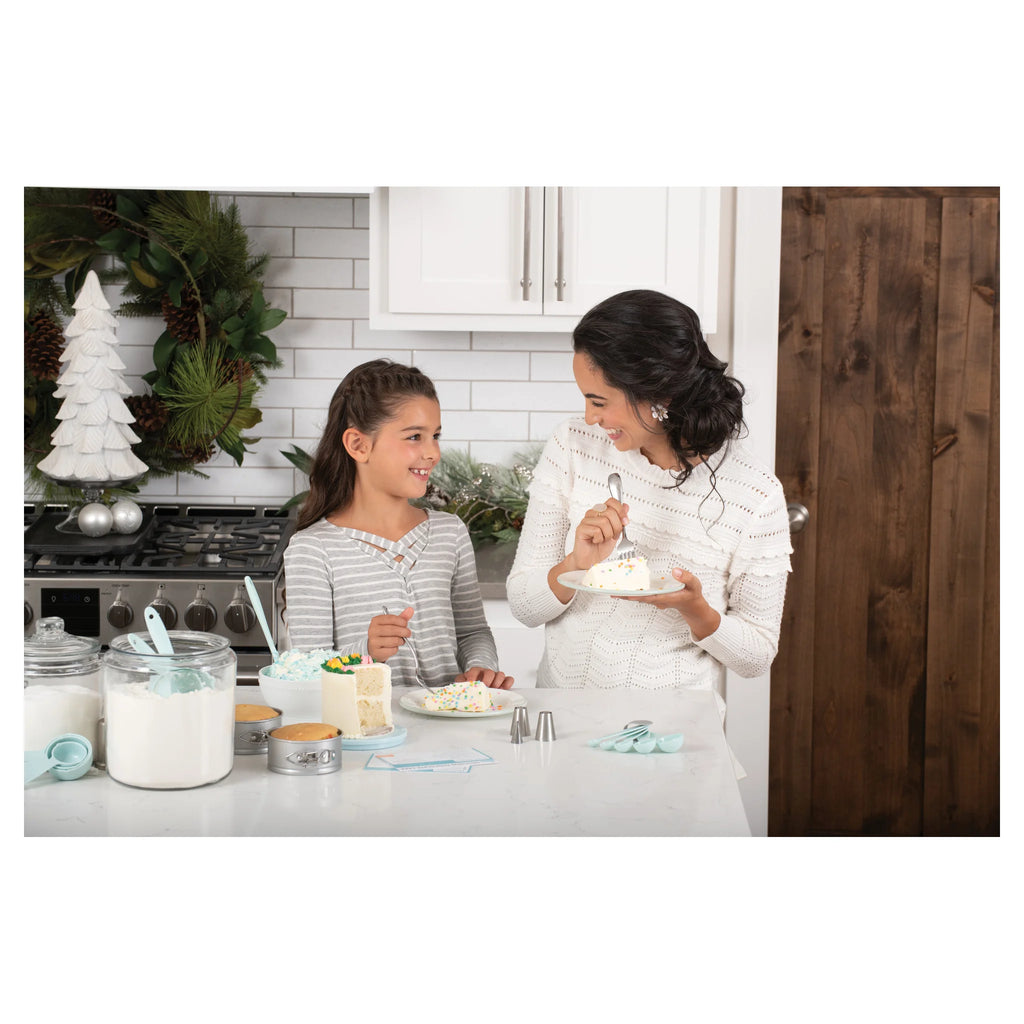 Playful Chef Cake Decorating