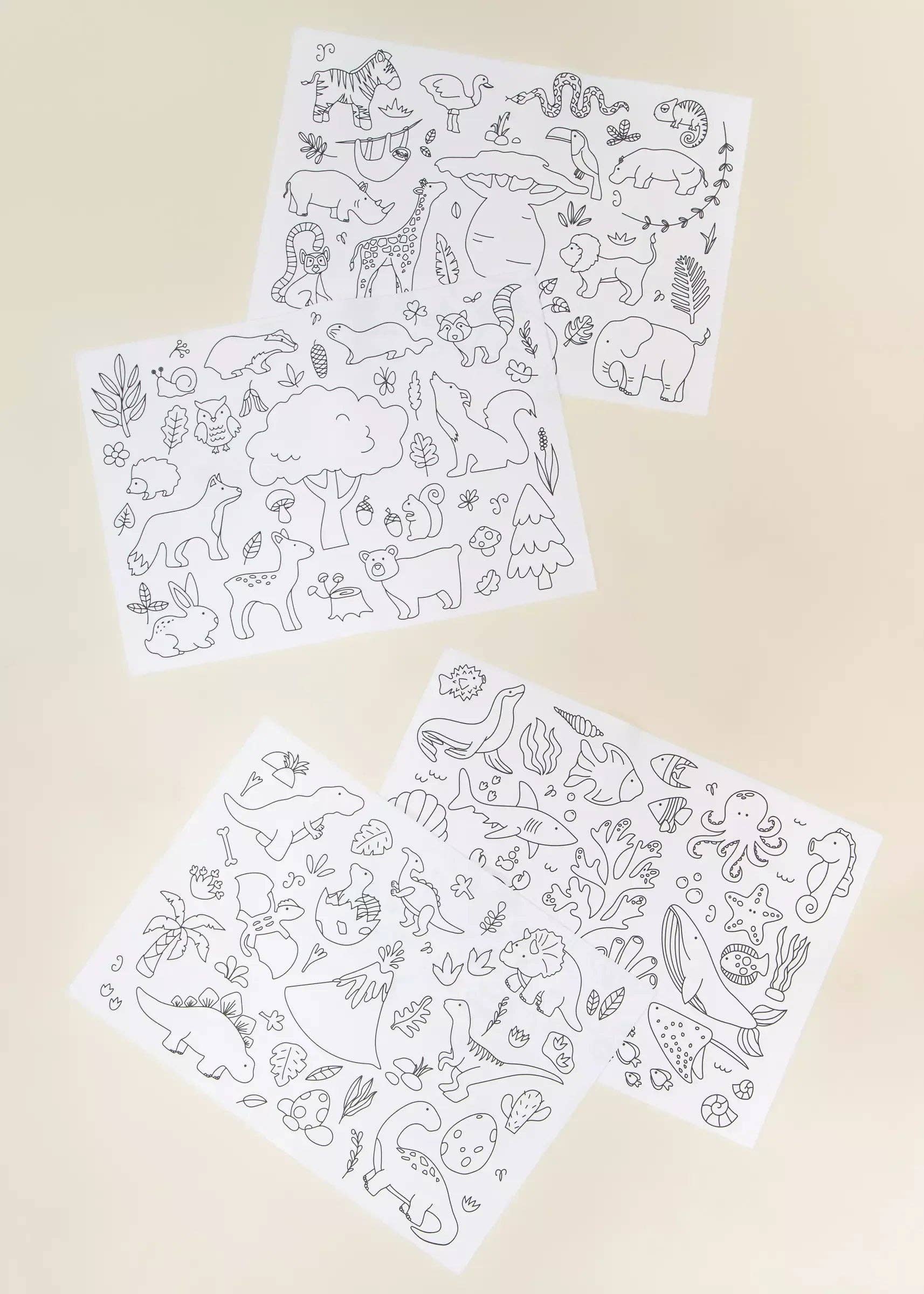 Set of 4 Silicone Washable Coloring Placemats & Markers