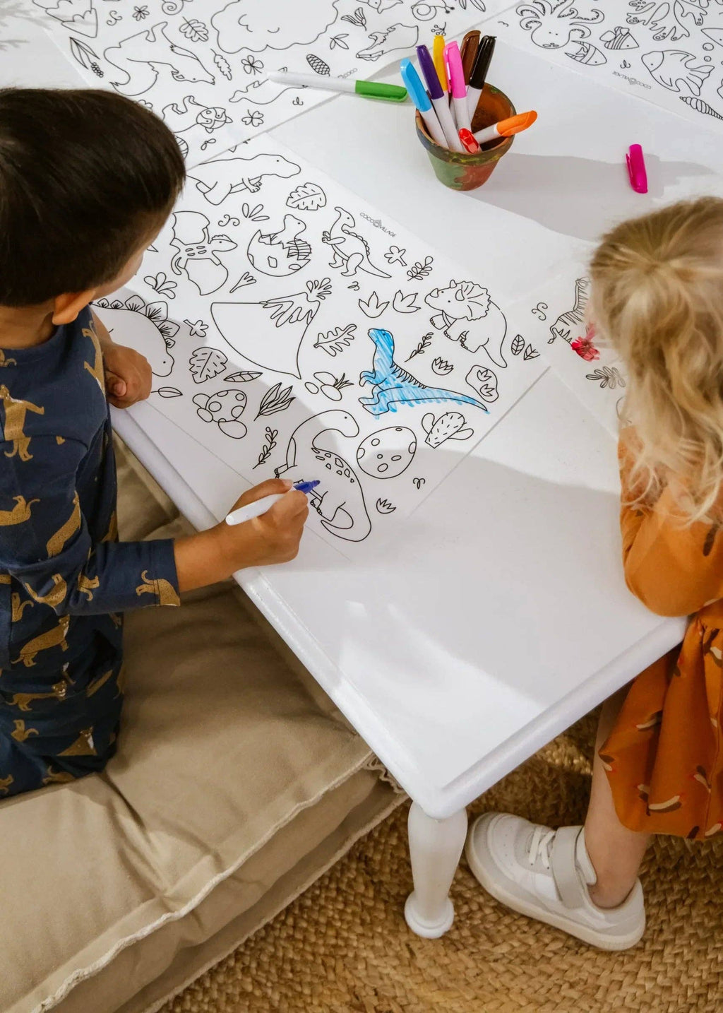 Set of 4 Silicone Washable Coloring Placemats & Markers