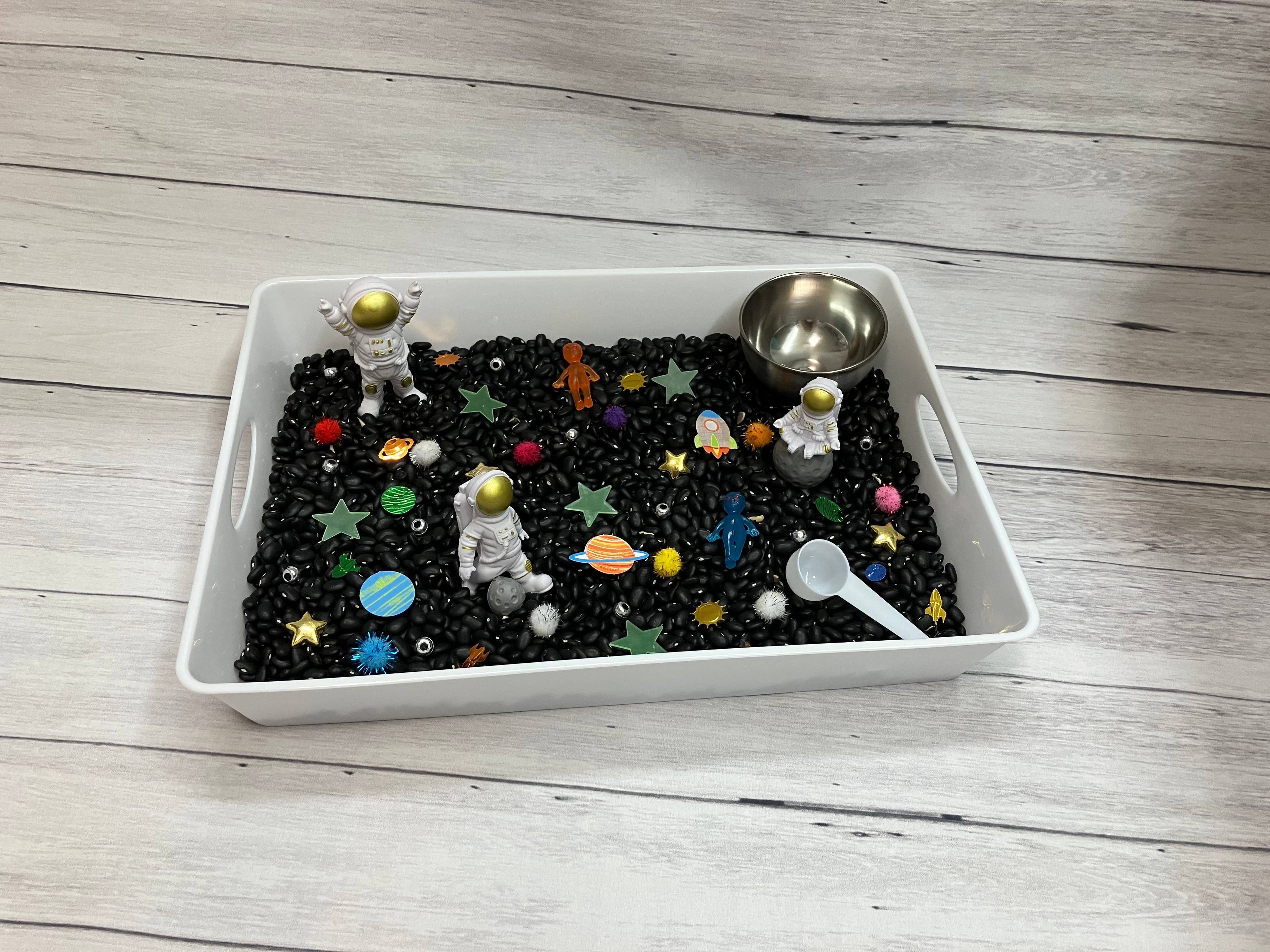 Astronauts in Space Sensory Bin, Sensory Bins Kids, Space