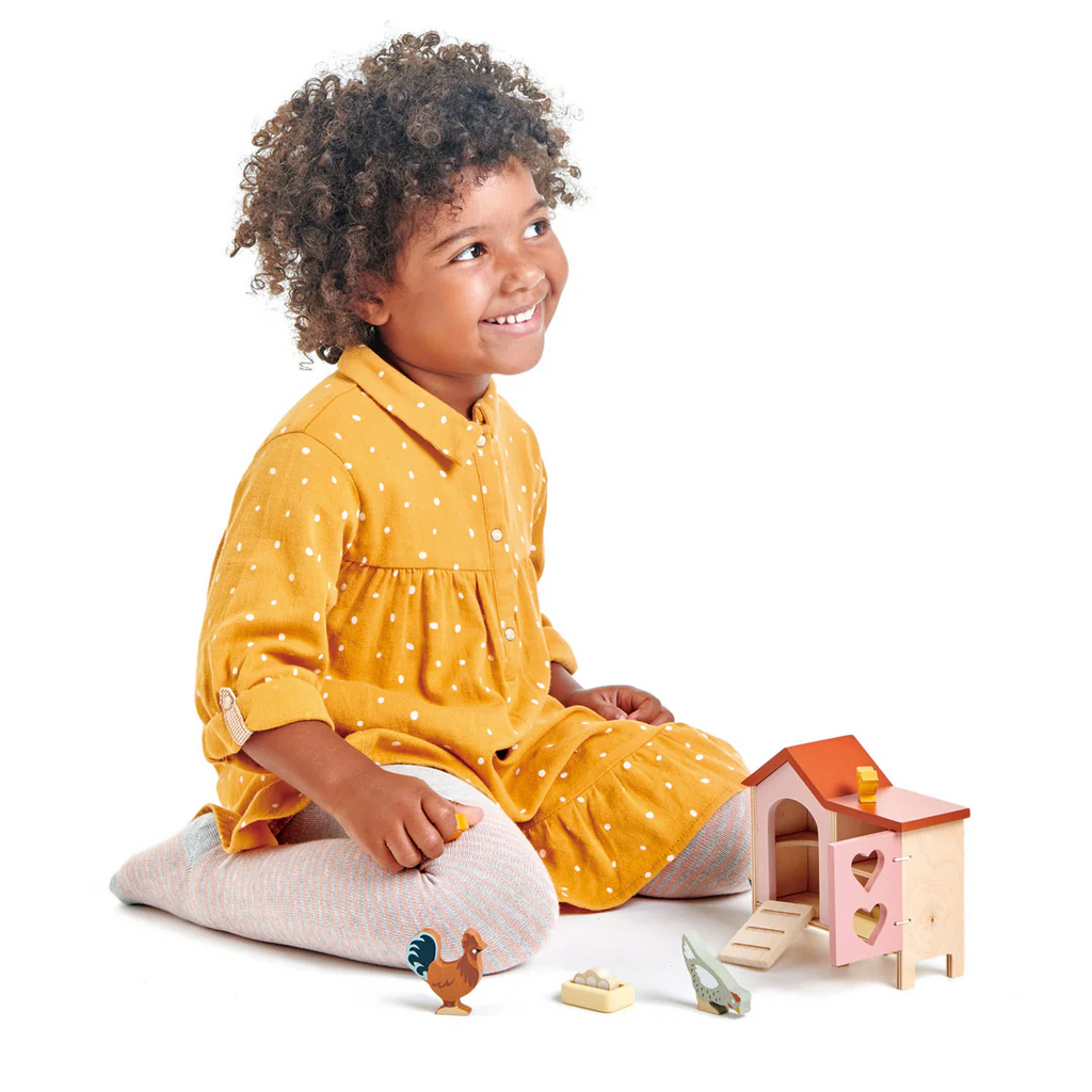 Tender Leaf Toys Chicken Coop