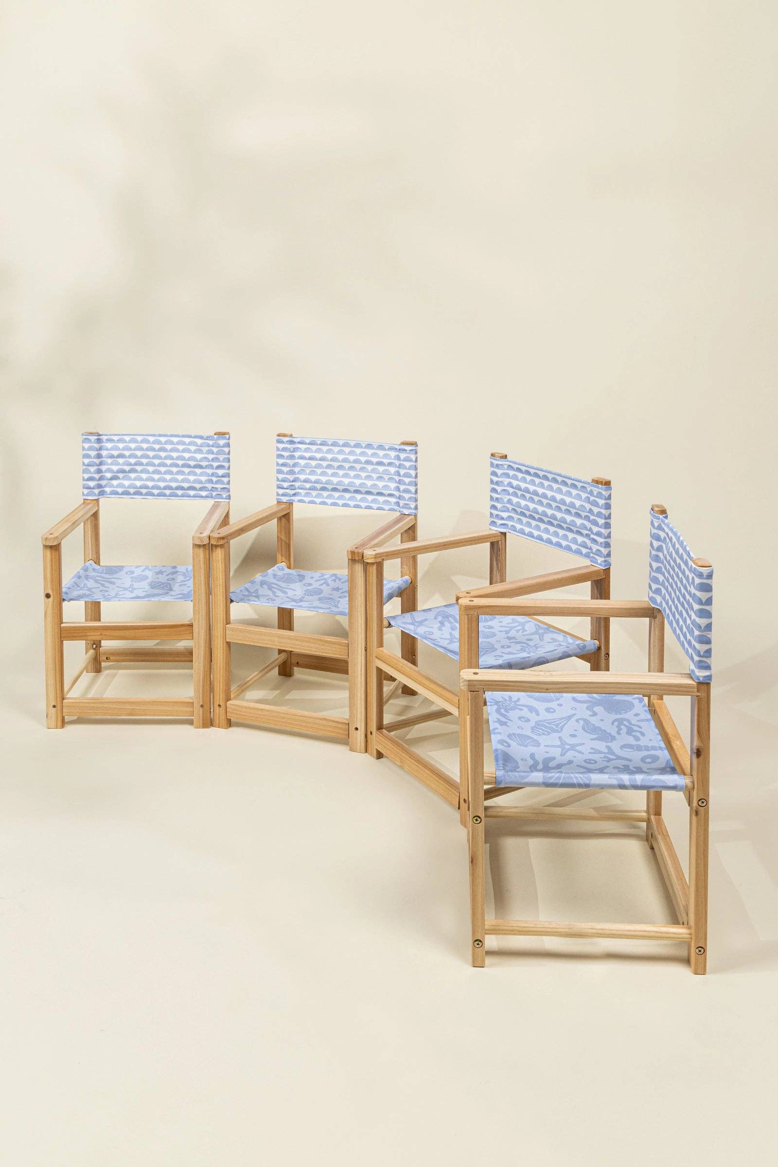 Kids’ Patio Set 4 Chairs and Parasol–Under the Sea