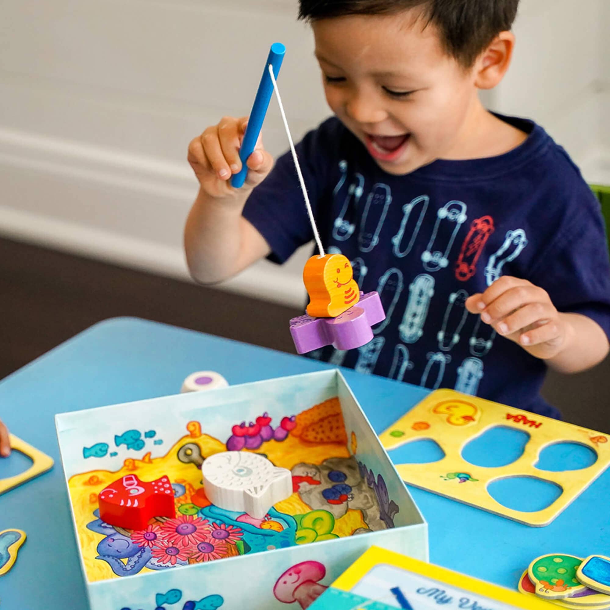 My Very First Games - Here, Fishy, Fishy! Magnetic Game