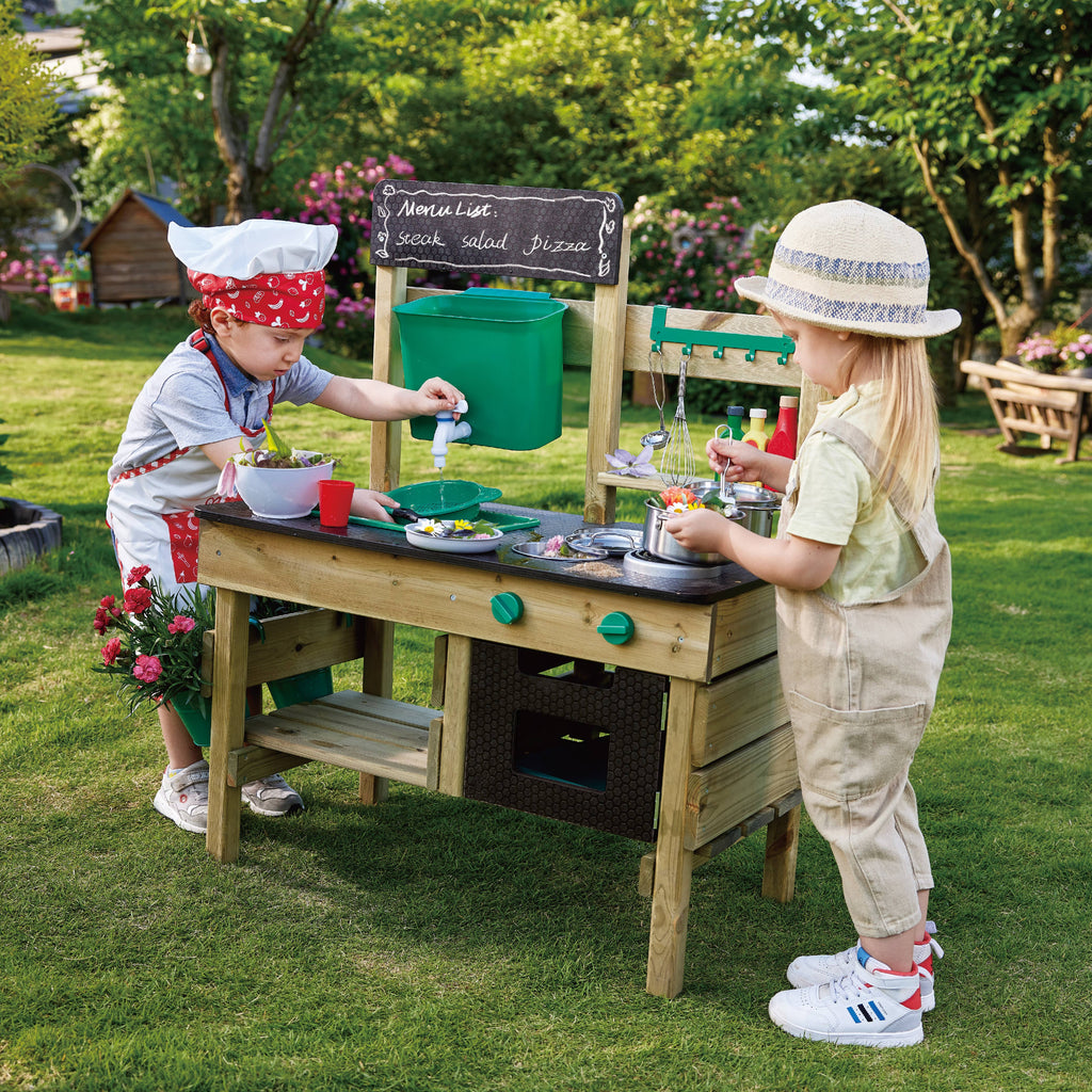 Outdoor Kitchen