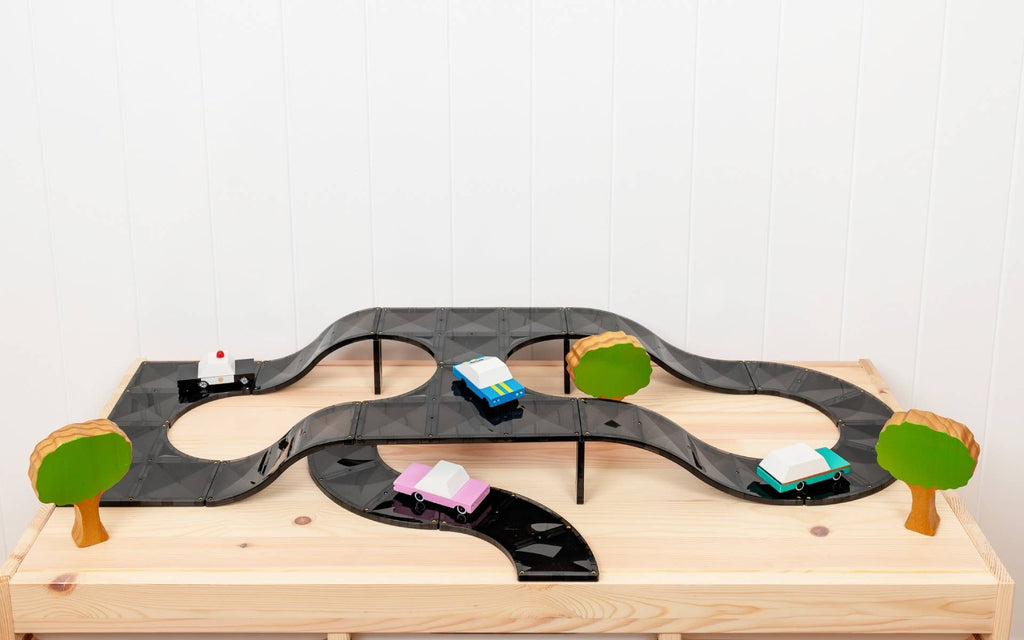 CONNETIX Roads Ramps & Intersections Pack, 16 Pieces
