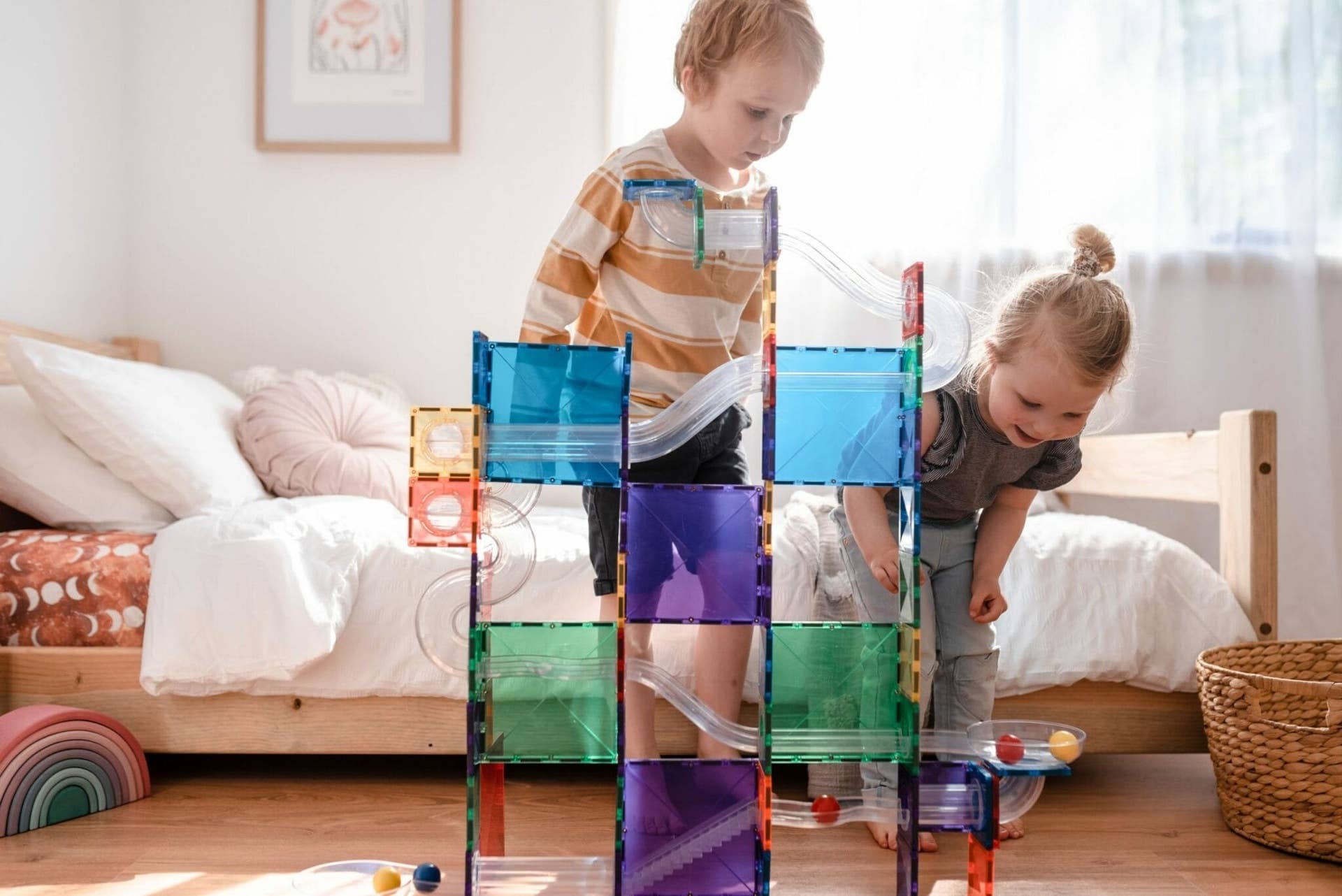 CONNETIX Magnetic Tiles Rainbow Ball Run Pack, 92 Pieces