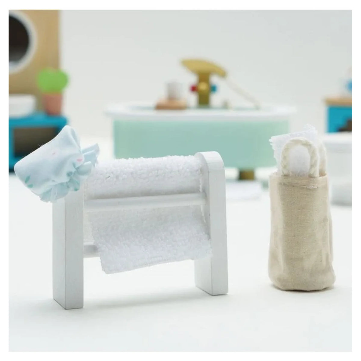 Wooden Dolls House Bathroom Furniture